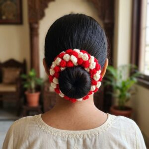 Scrunchie Gajra- Red & White
